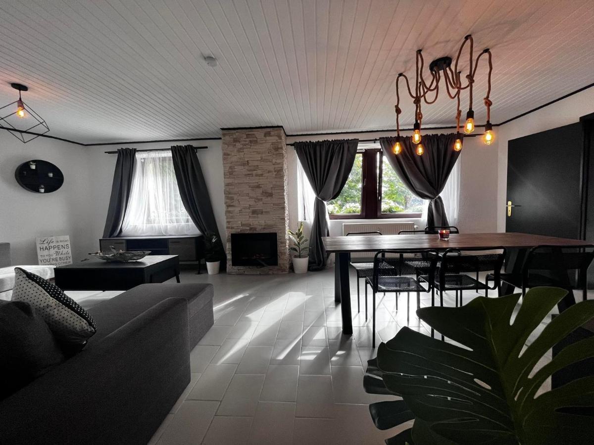 Le Clos Fleuri Fauvillers Εξωτερικό φωτογραφία